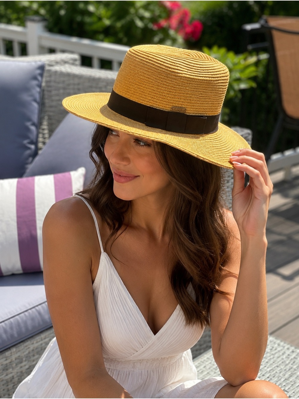 Women’s Yellow Straw Sun Hat - EUC